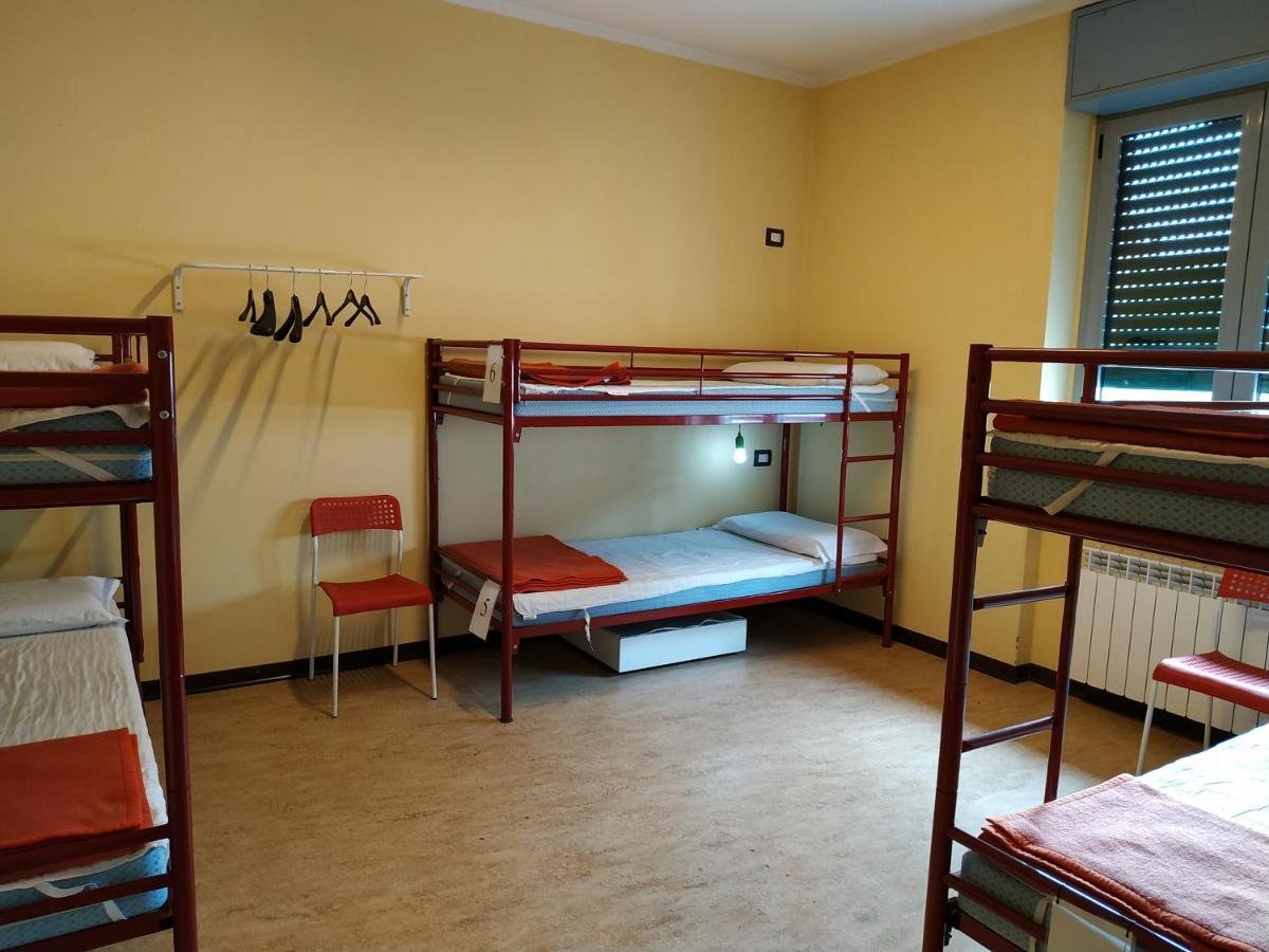 Ostello Di Saronno - Malpensa Hostel Exteriör bild